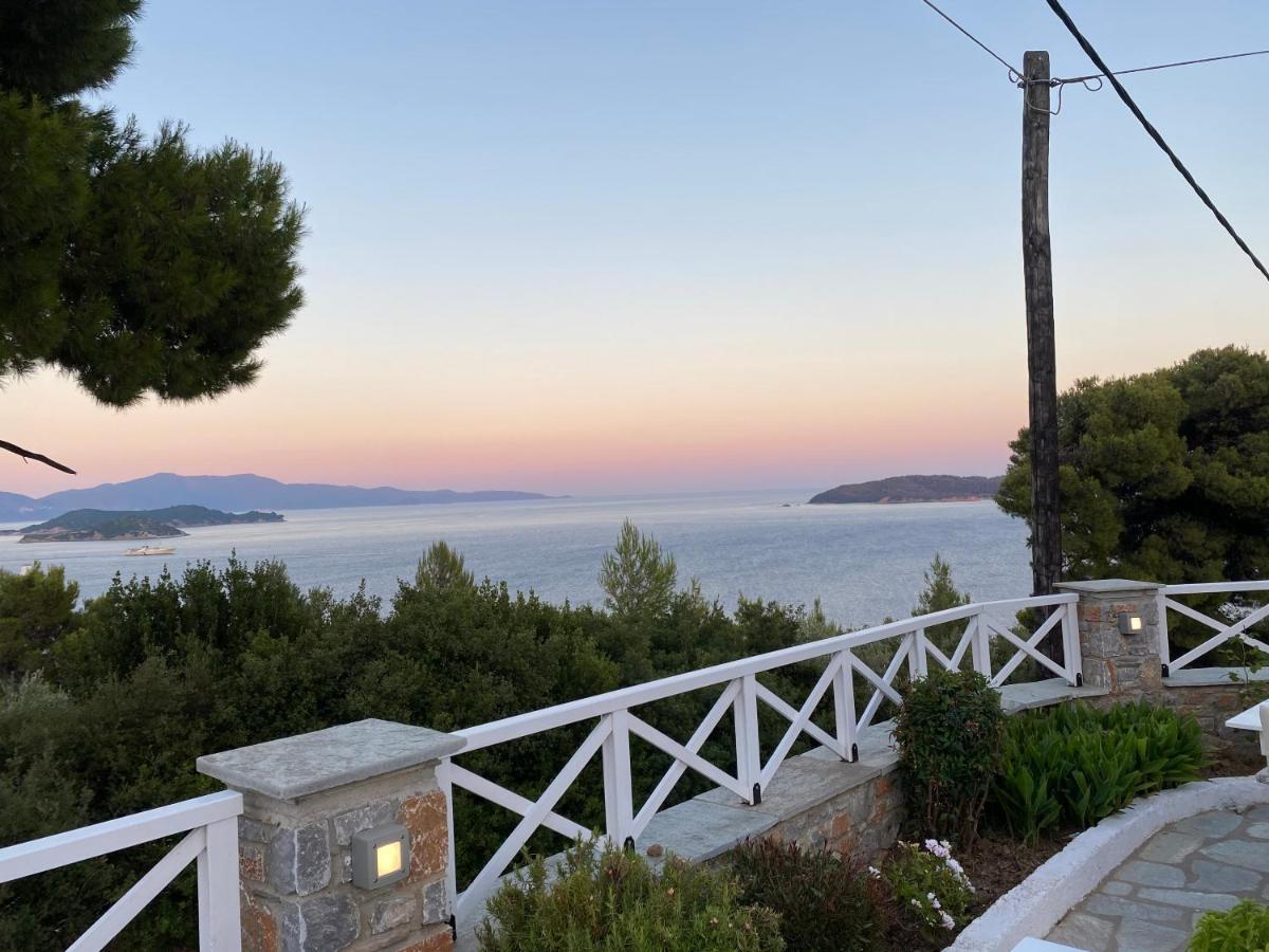 Azzurro Hotel Katsaros  ภายนอก รูปภาพ