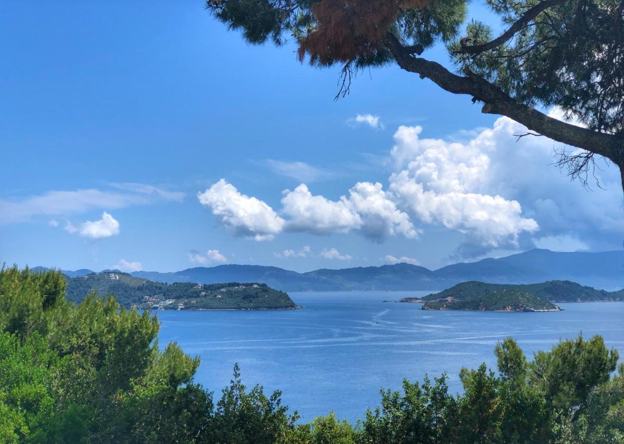 Azzurro Hotel Katsaros  ภายนอก รูปภาพ