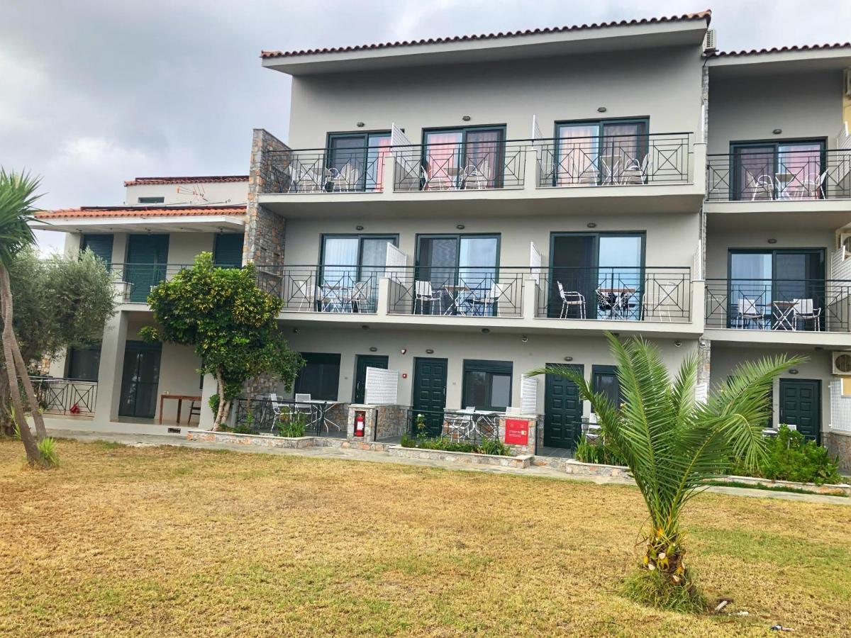 Azzurro Hotel Katsaros  ภายนอก รูปภาพ