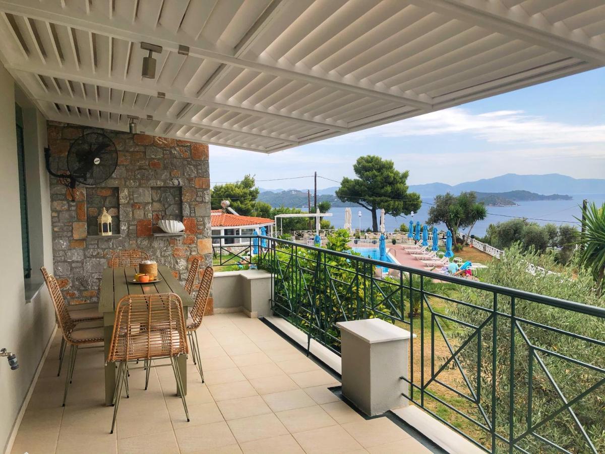 Azzurro Hotel Katsaros  ภายนอก รูปภาพ