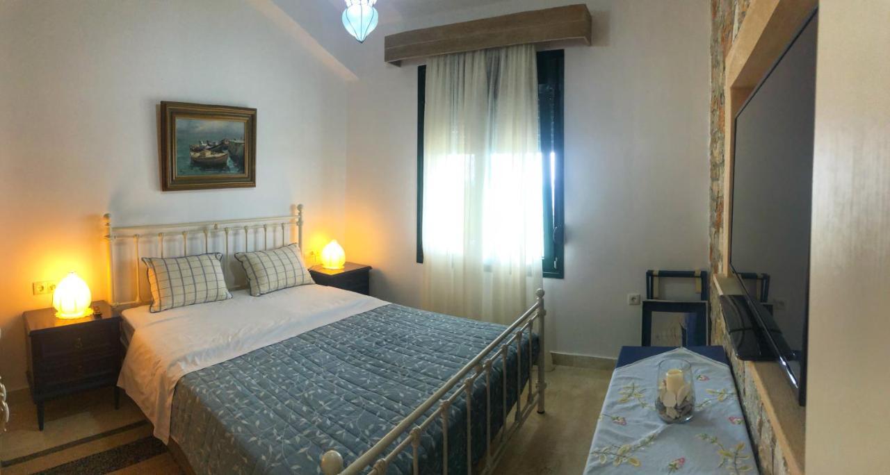 Azzurro Hotel Katsaros  ภายนอก รูปภาพ
