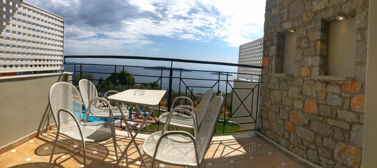 Azzurro Hotel Katsaros  ภายนอก รูปภาพ