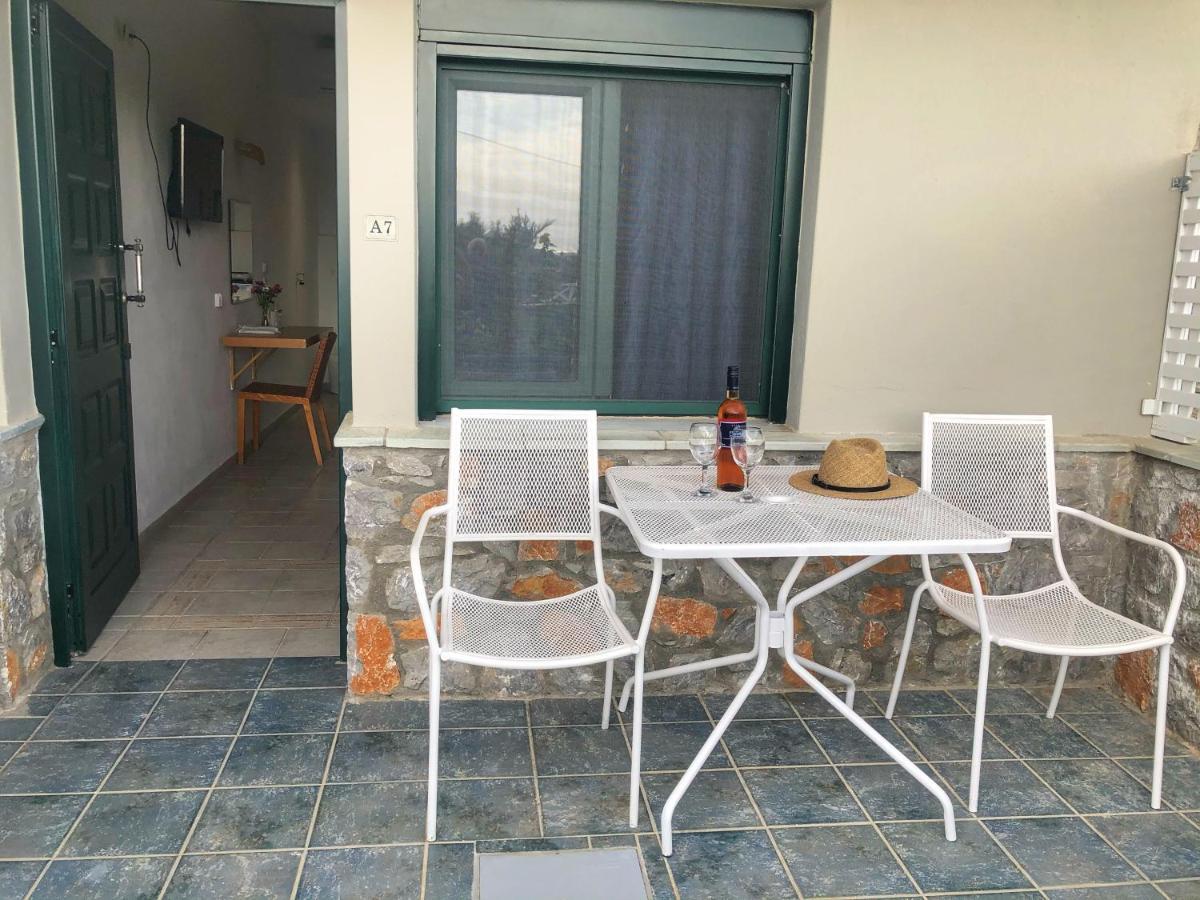 Azzurro Hotel Katsaros  ภายนอก รูปภาพ