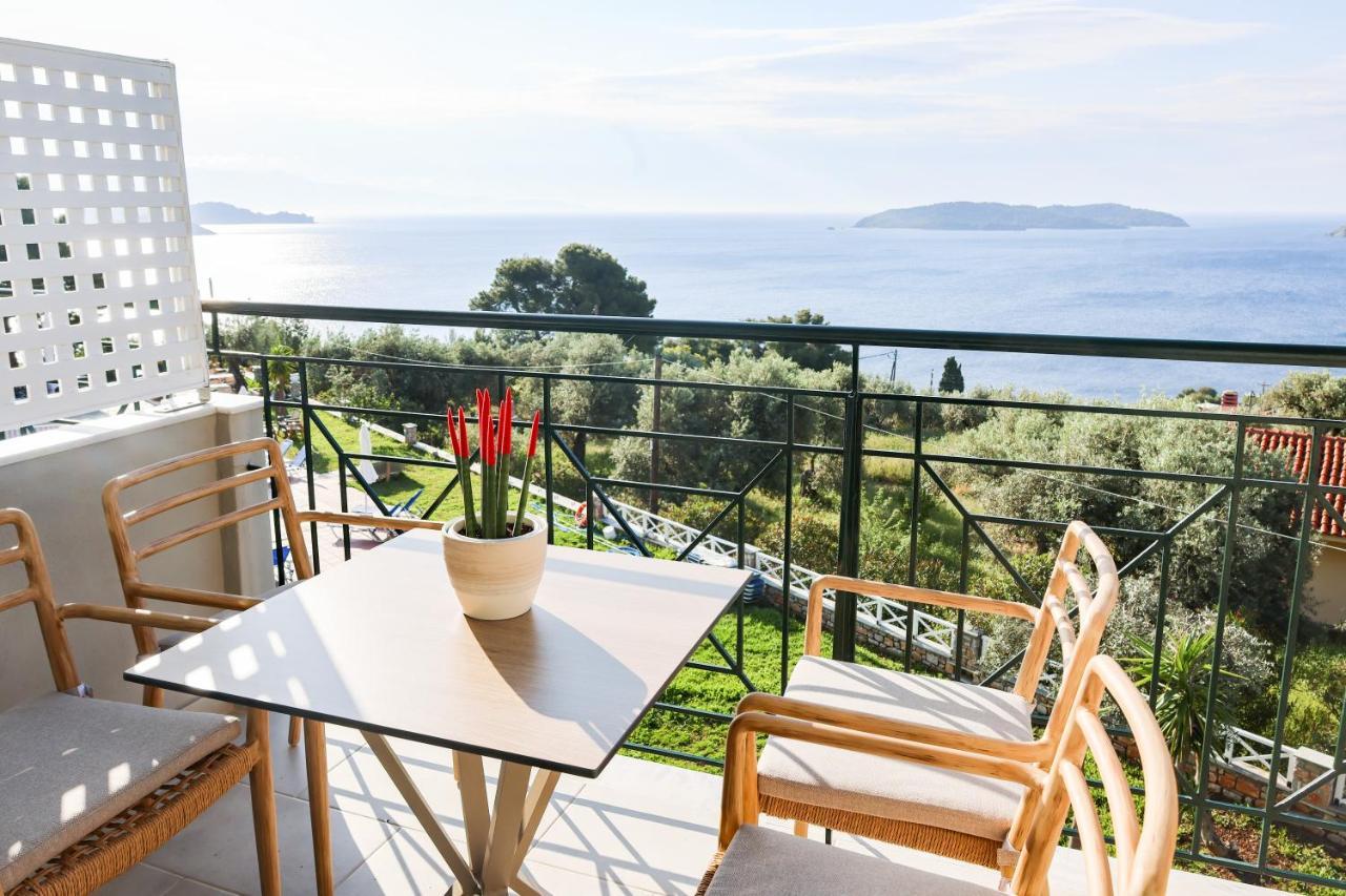 Azzurro Hotel Katsaros  ภายนอก รูปภาพ